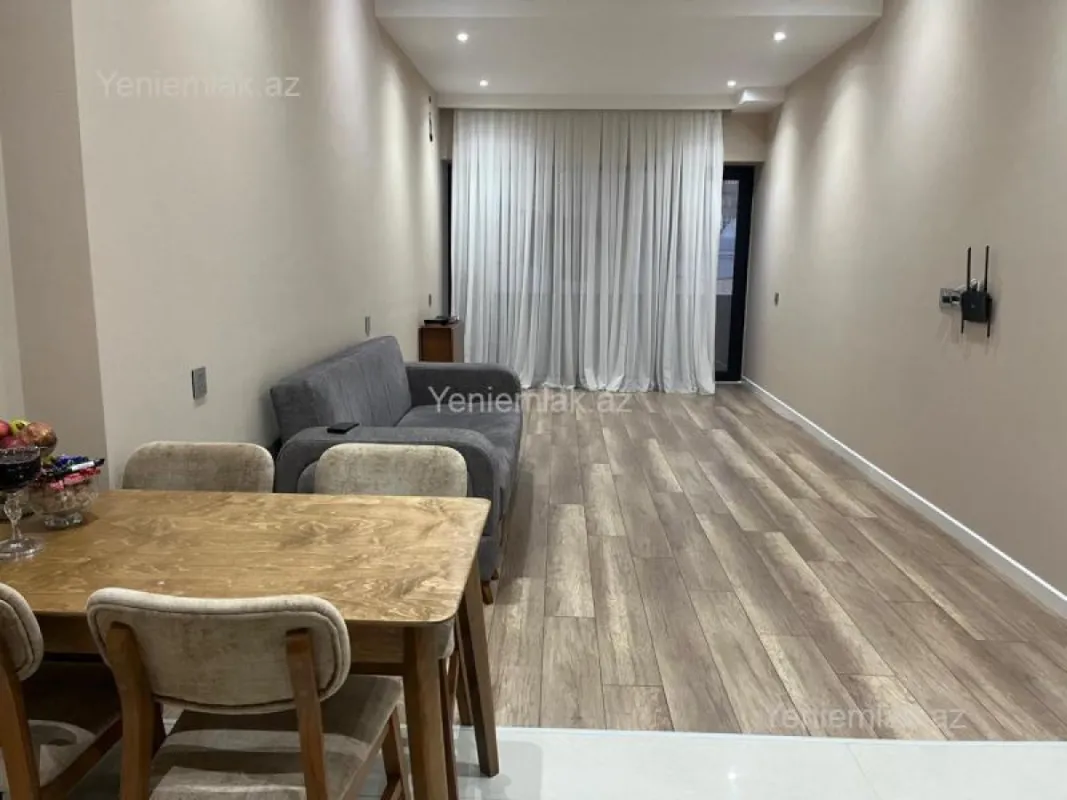 Satılır 2 otaqlı yeni tikili 80 m²