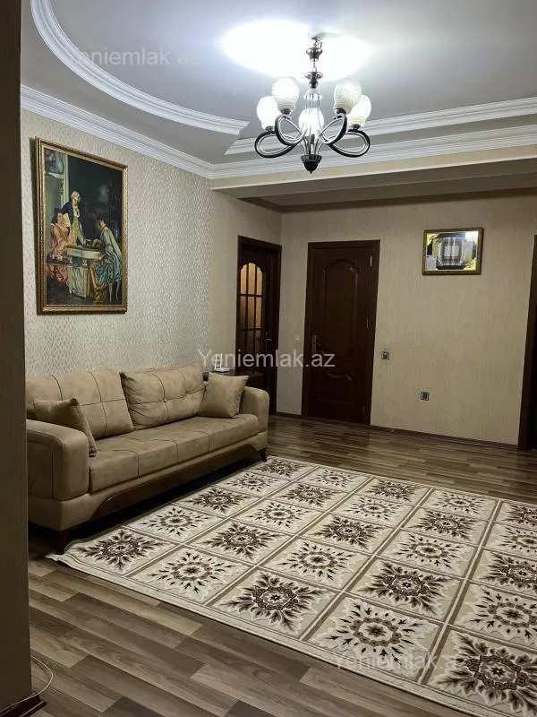 Satılır 3 otaqlı yeni tikili 125 m²