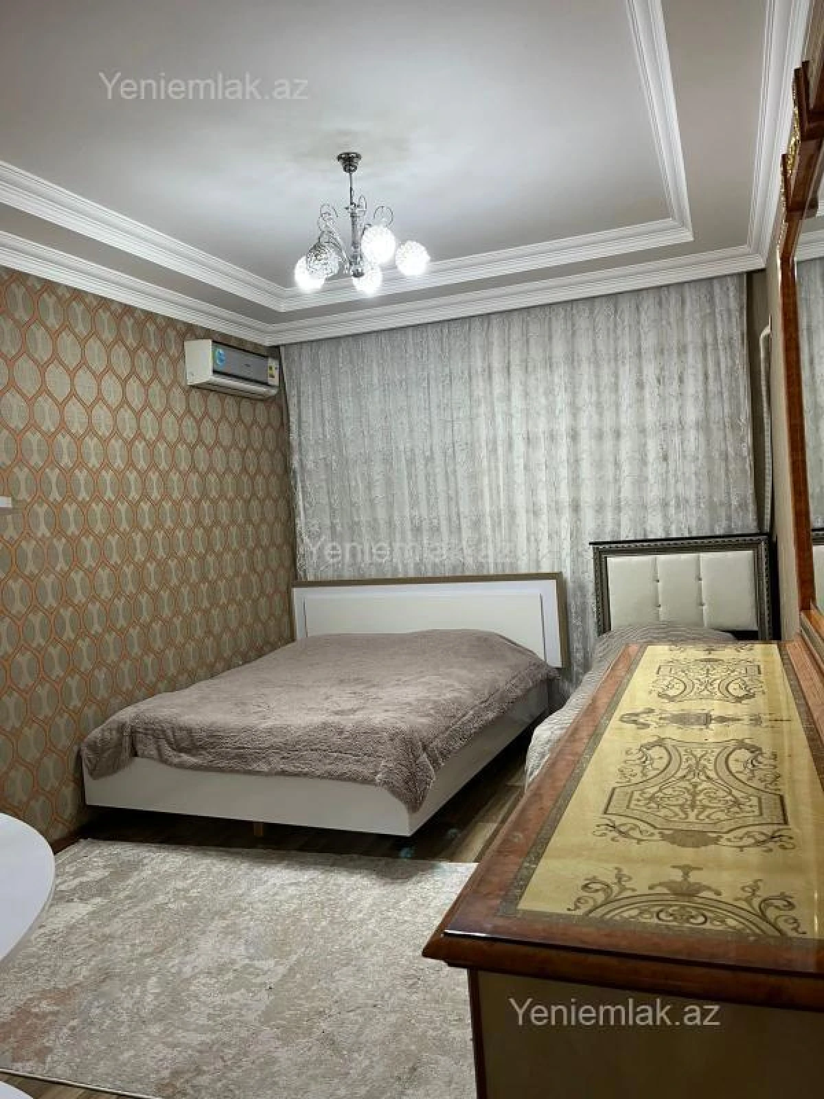 Satılır 3 otaqlı yeni tikili 125 m²