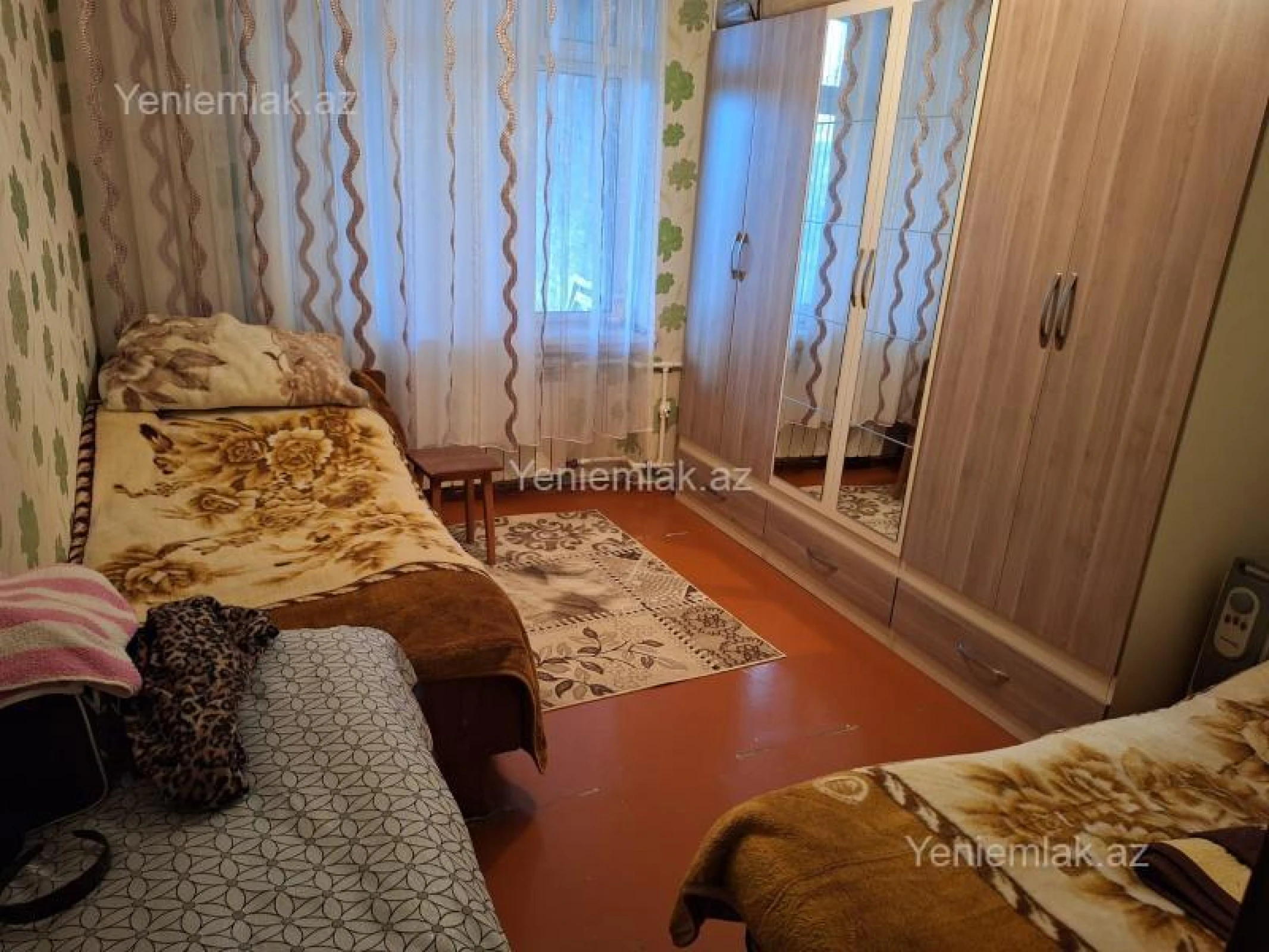 Satılır 2 otaqlı köhnə tikili 65 m²