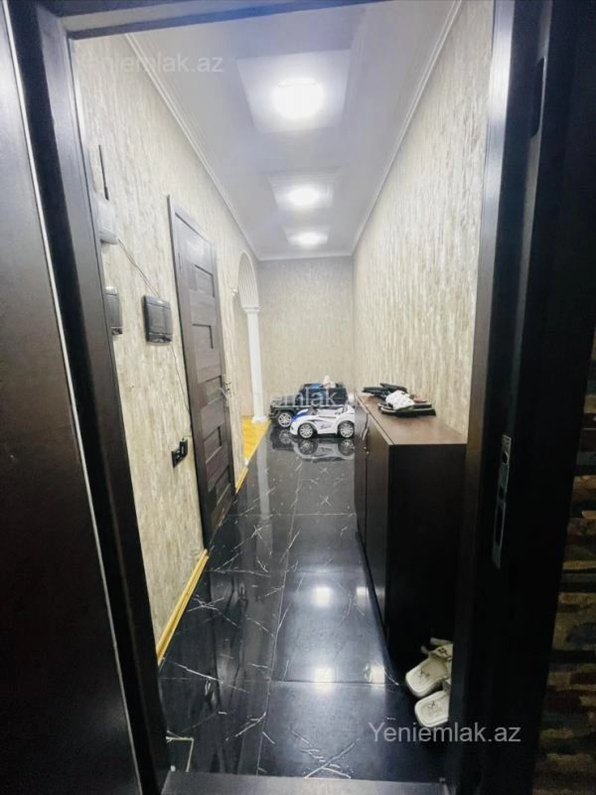 Satılır 3 otaqlı yeni tikili 112 m²