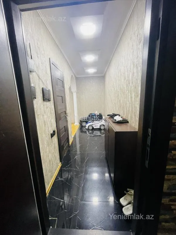 Satılır 3 otaqlı yeni tikili 112 m²