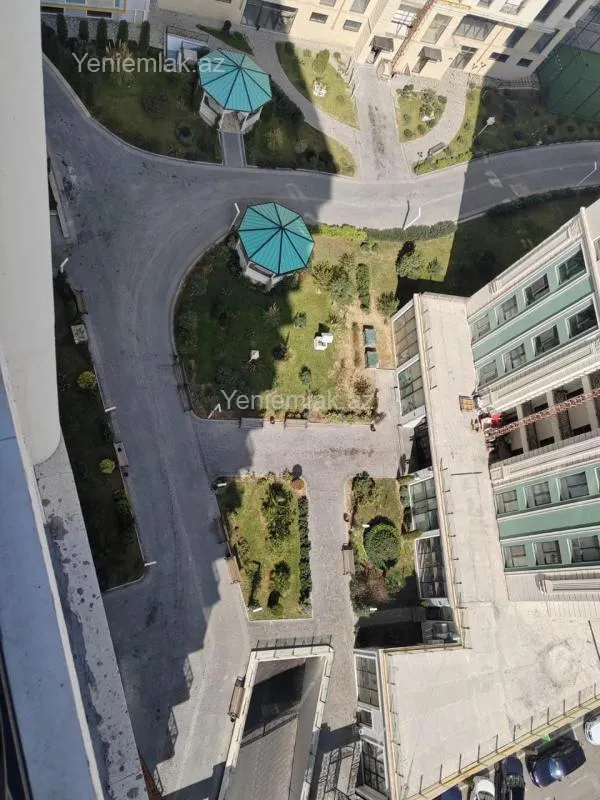 Satılır 2 otaqlı yeni tikili 95 m²