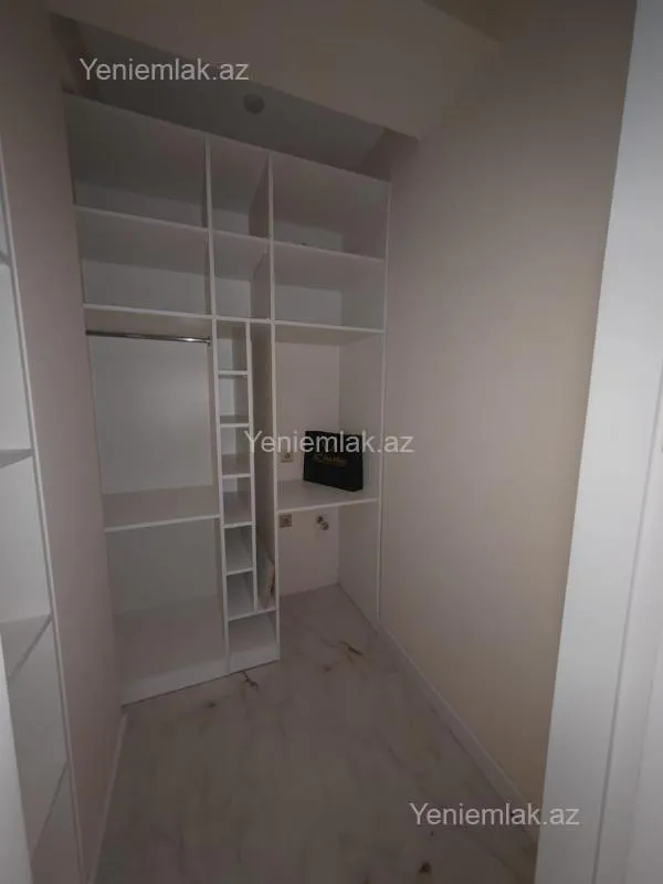 Satılır 2 otaqlı yeni tikili 95 m²