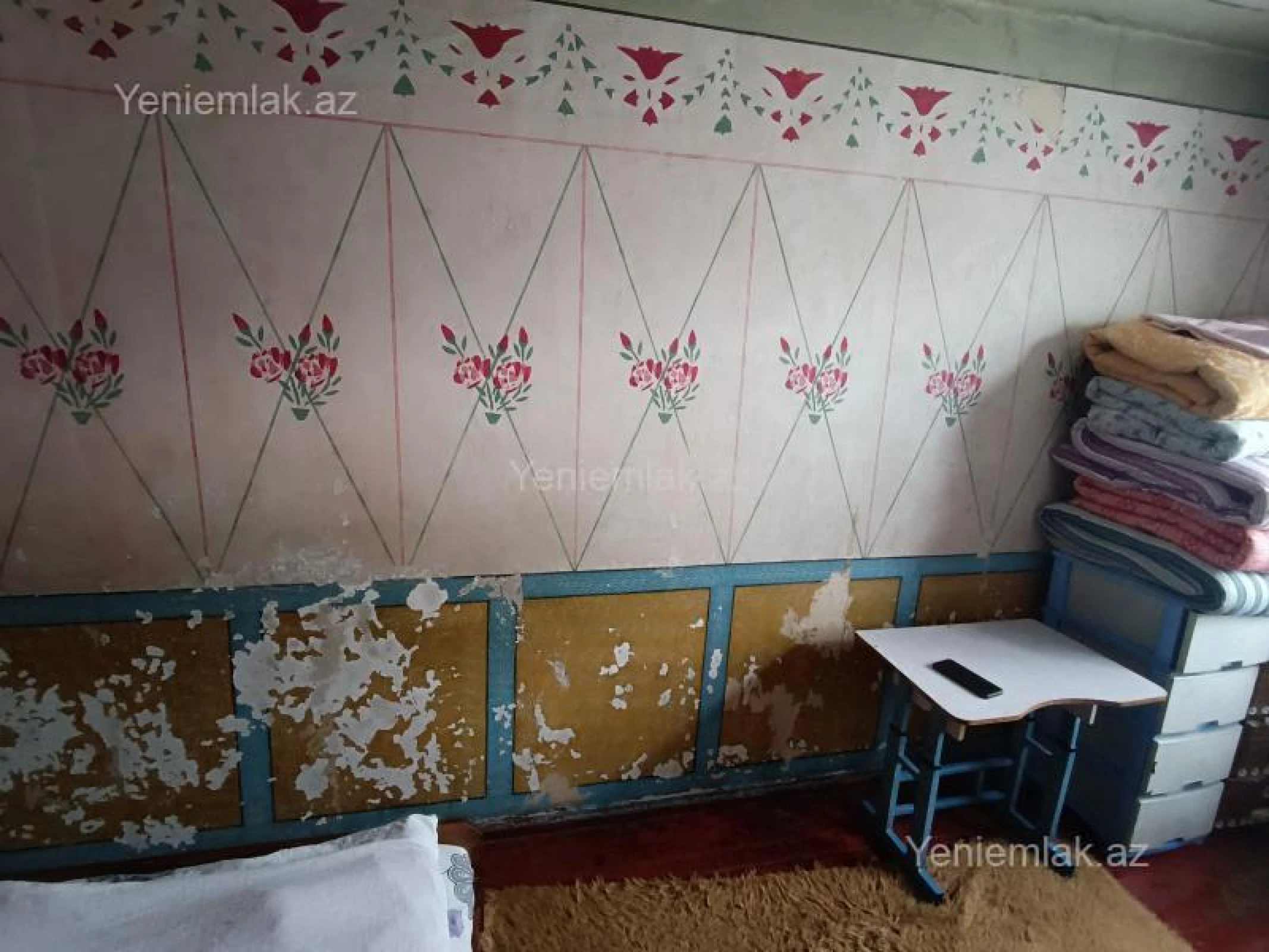 Satılır 3 otaqlı köhnə tikili 70 m²