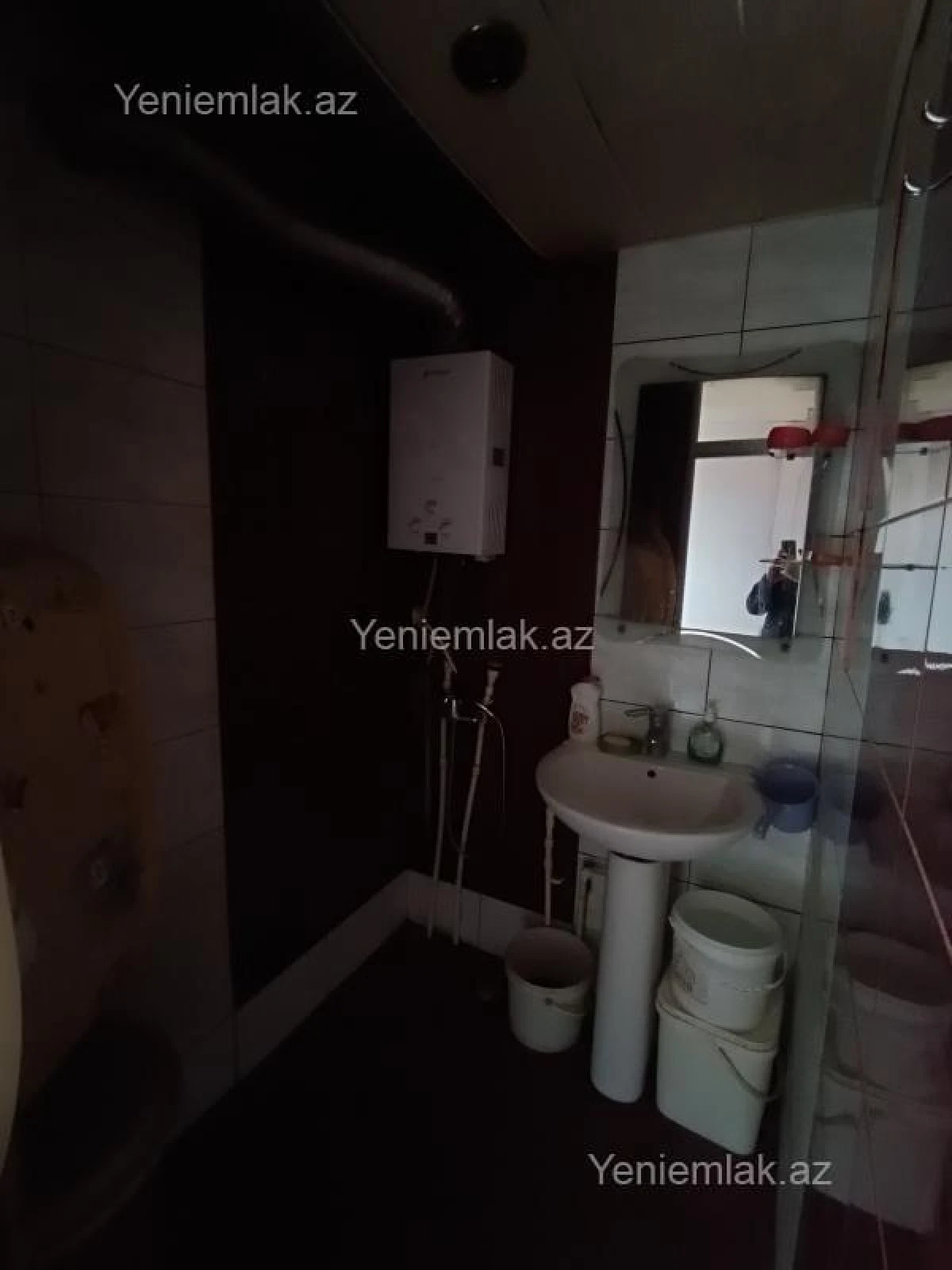 Satılır 3 otaqlı köhnə tikili 70 m²