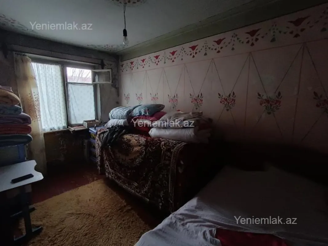 Satılır 3 otaqlı köhnə tikili 70 m²
