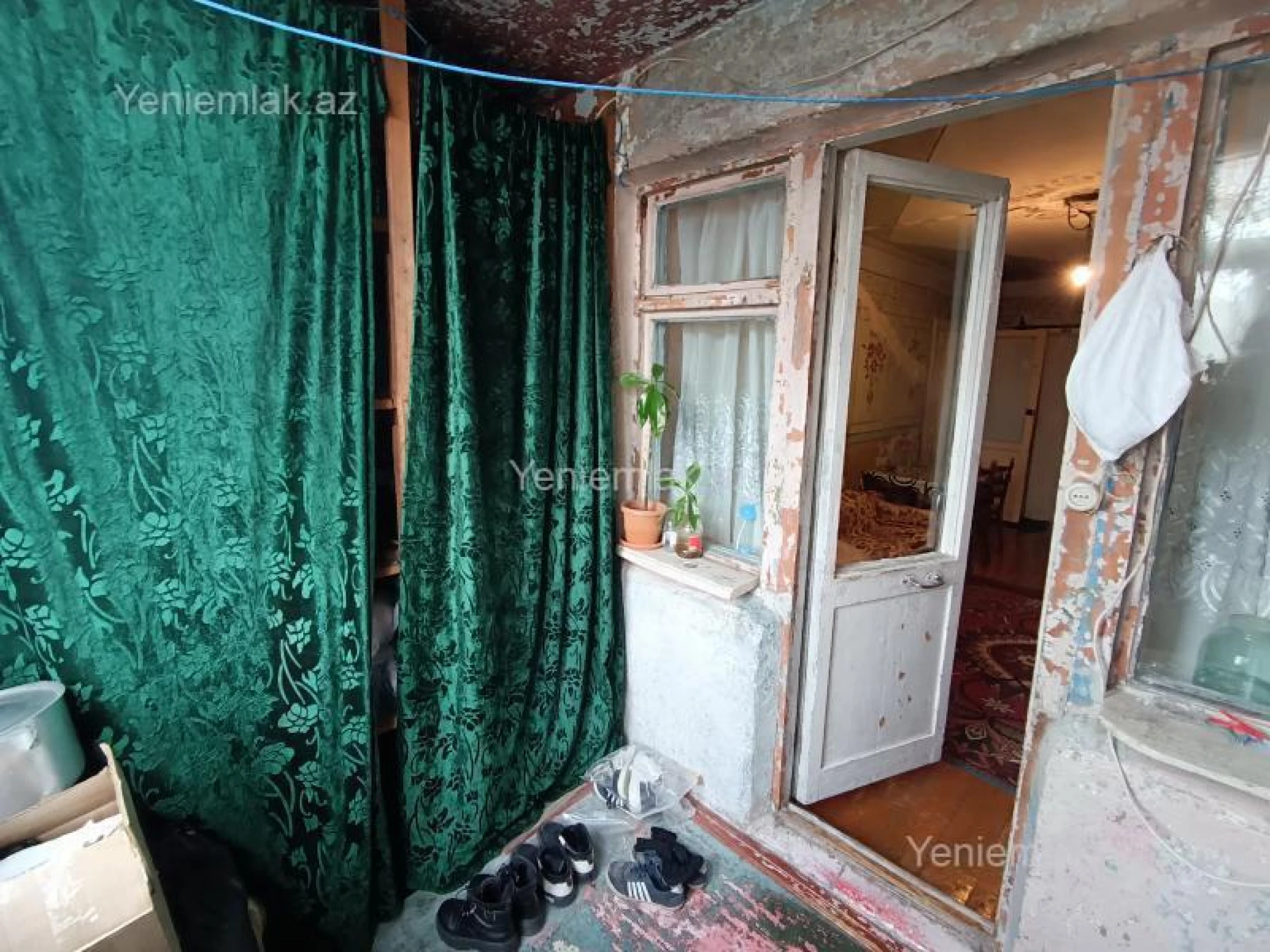 Satılır 3 otaqlı köhnə tikili 70 m²