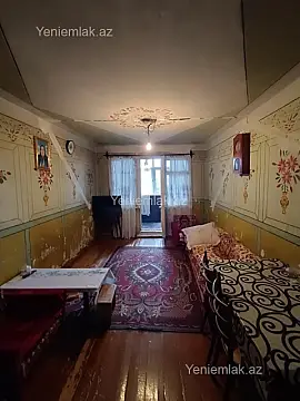 Satılır 3 otaqlı köhnə tikili 70 m² — Sumqayıt, 8-ci mikrorayon 3 otaq 70.00 m²