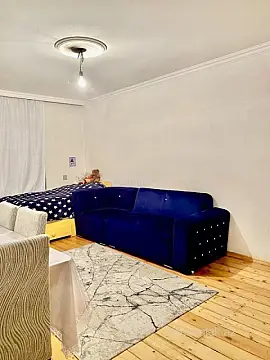 Satılır 1 otaqlı köhnə tikili 33 m²