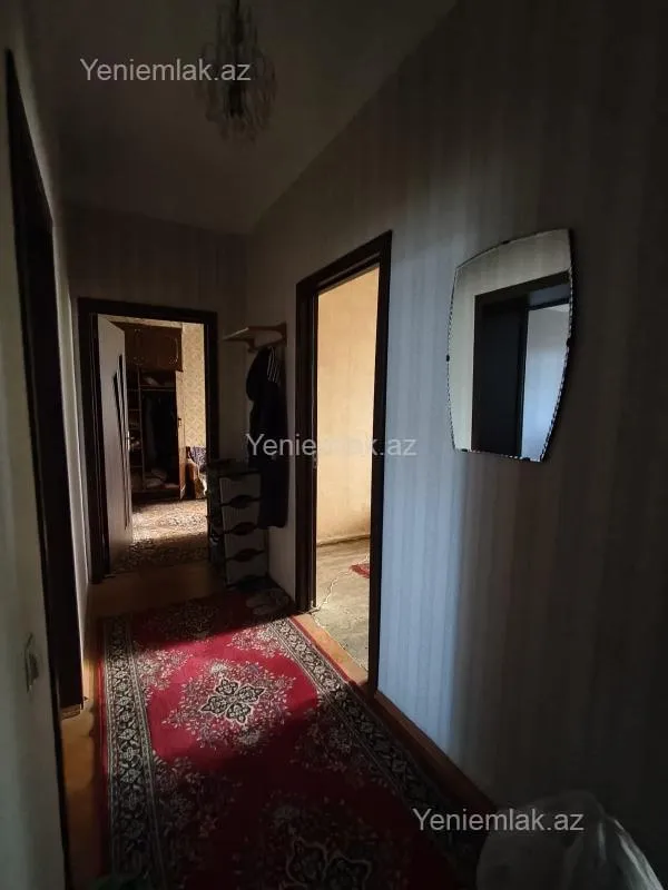 Satılır 4 otaqlı köhnə tikili 92 m²