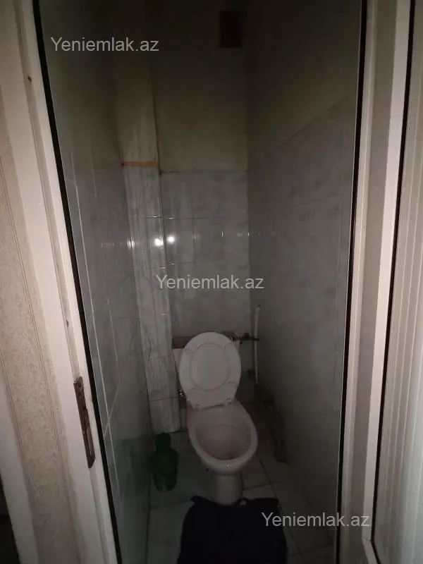 Satılır 4 otaqlı köhnə tikili 92 m²