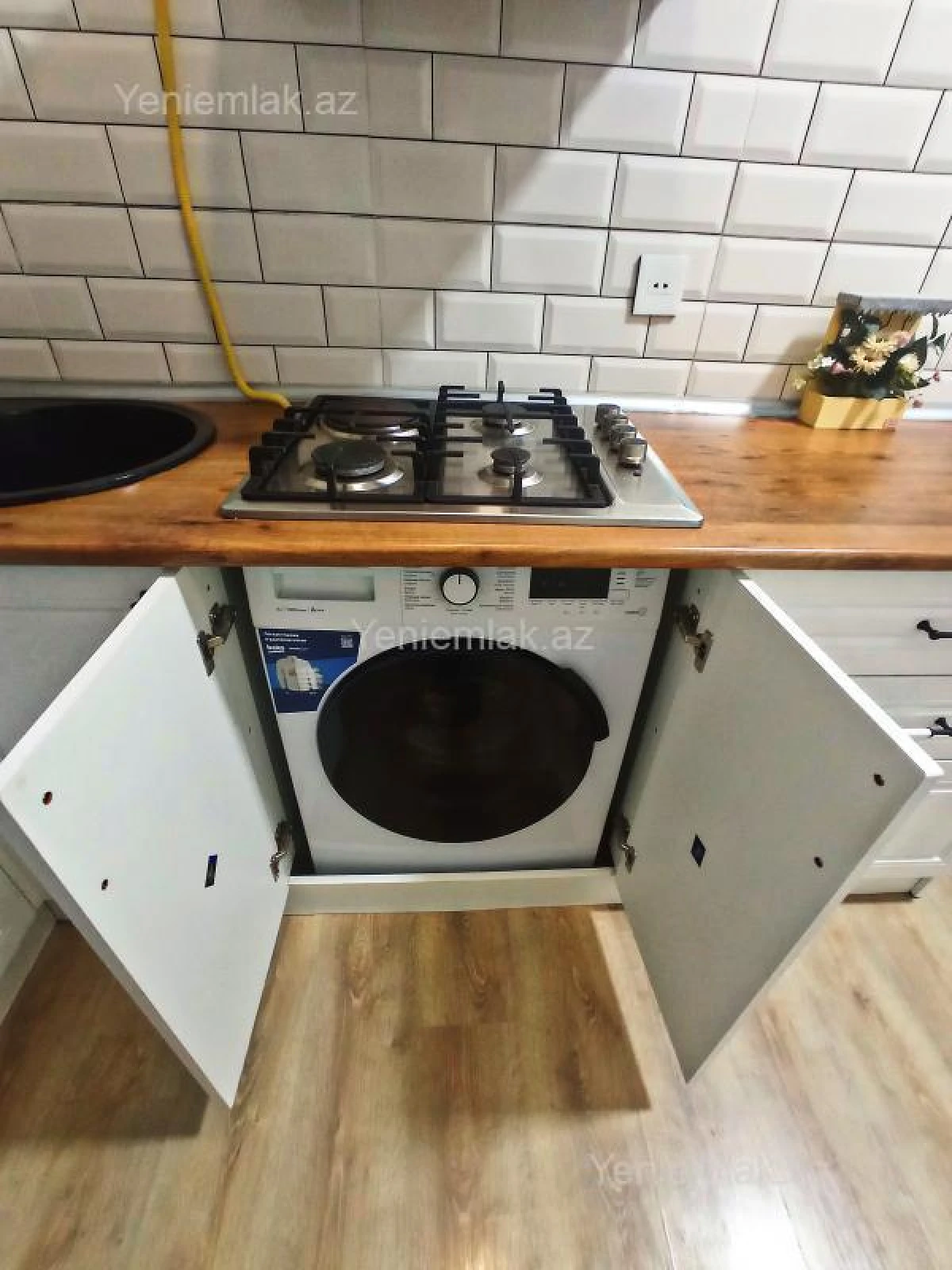 Satılır 2 otaqlı köhnə tikili 40 m²