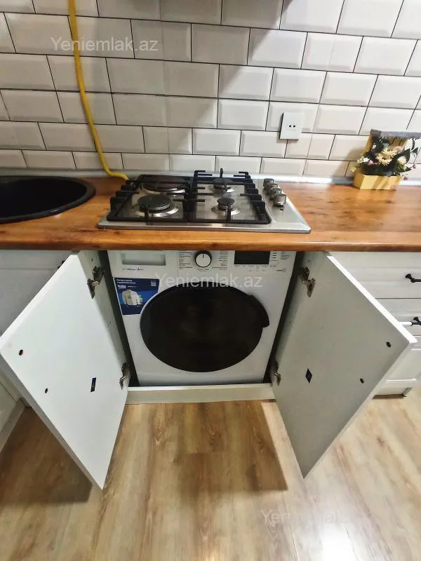 Satılır 2 otaqlı köhnə tikili 40 m²