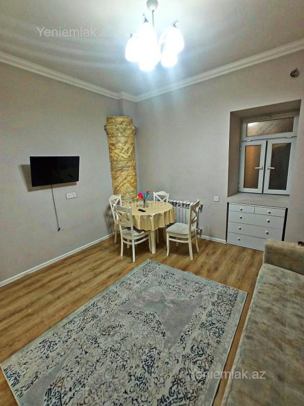 Satılır 2 otaqlı köhnə tikili 40 m²