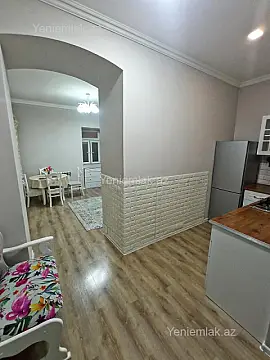 Satılır 2 otaqlı köhnə tikili 40 m²