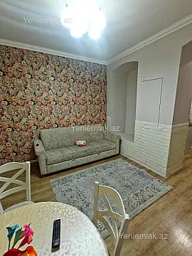 Satılır 2 otaqlı köhnə tikili 40 m²