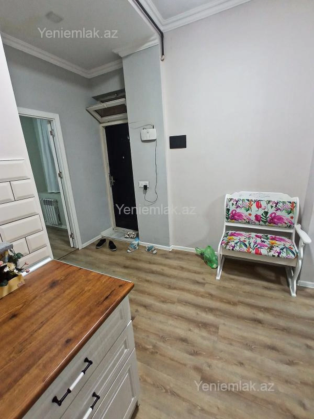Satılır 2 otaqlı köhnə tikili 40 m²