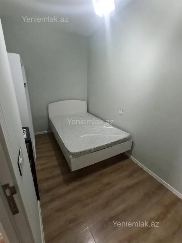 Satılır 2 otaqlı köhnə tikili 40 m²