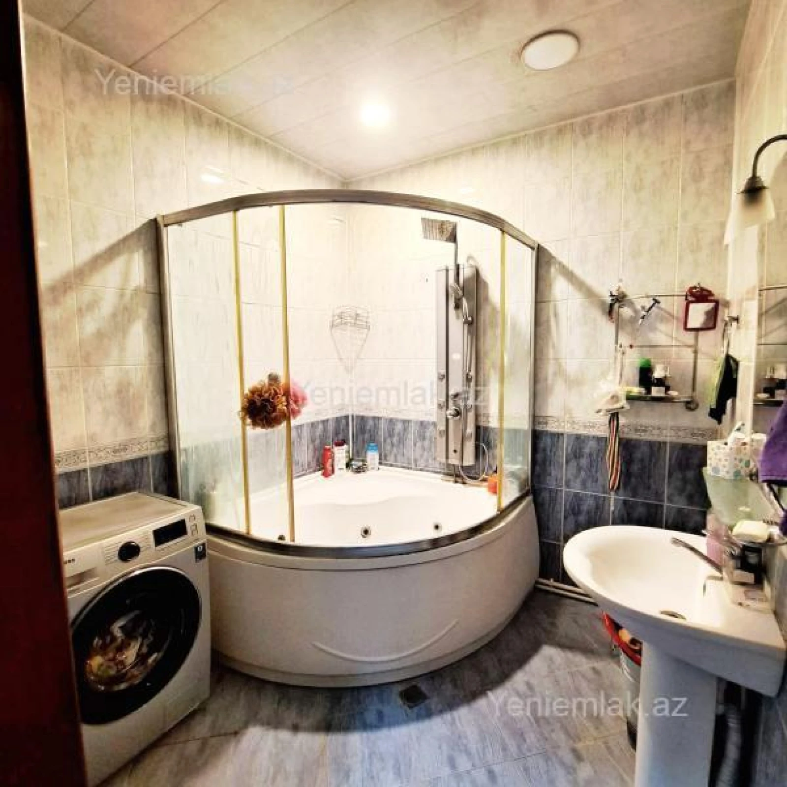 Satılır 3 otaqlı yeni tikili 165 m²