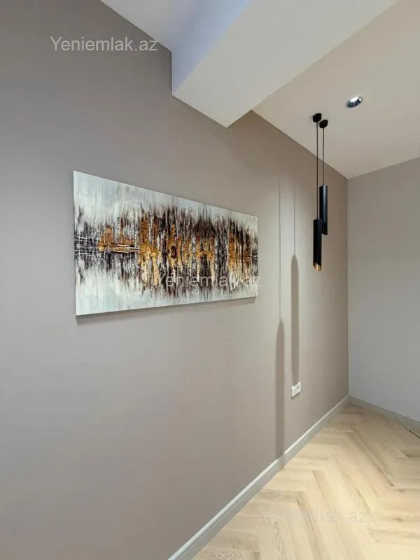 Satılır 2 otaqlı yeni tikili 80 m²