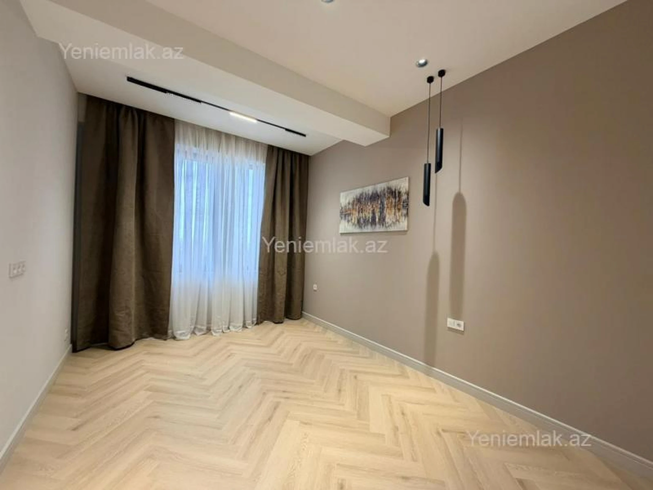 Satılır 2 otaqlı yeni tikili 80 m²