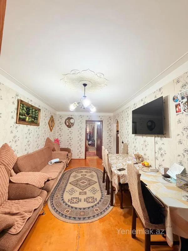 Satılır 2 otaqlı köhnə tikili 47 m²