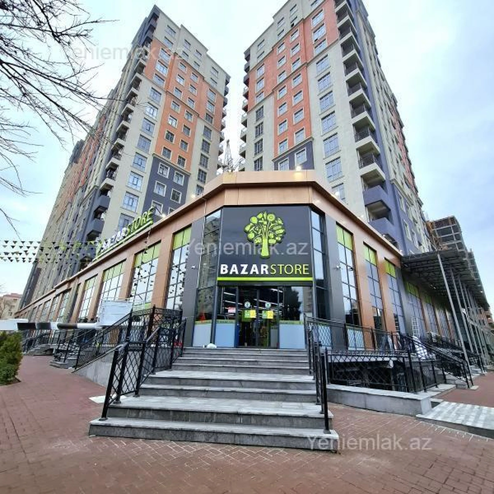 Satılır 4 otaqlı yeni tikili 127 m²