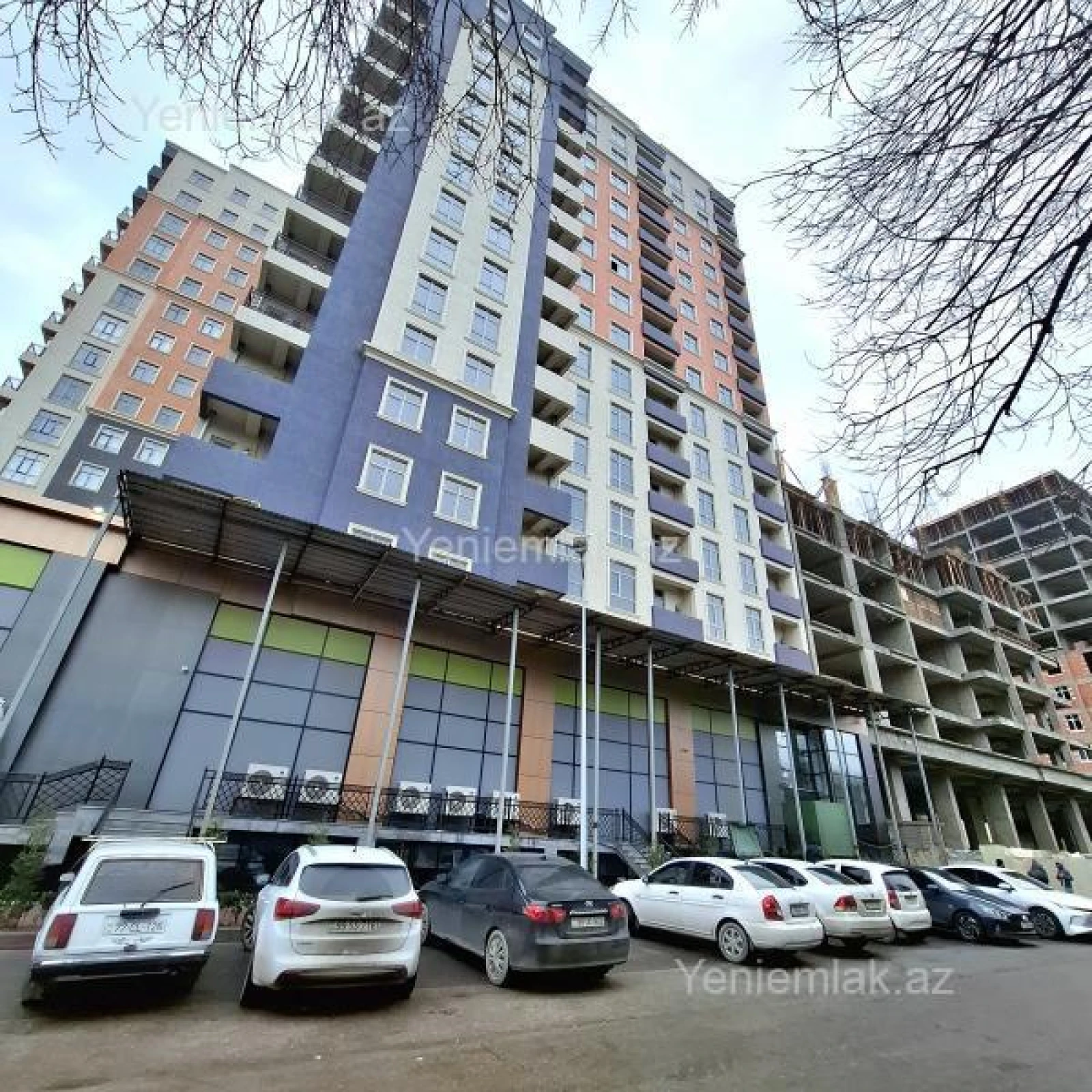 Satılır 4 otaqlı yeni tikili 127 m²