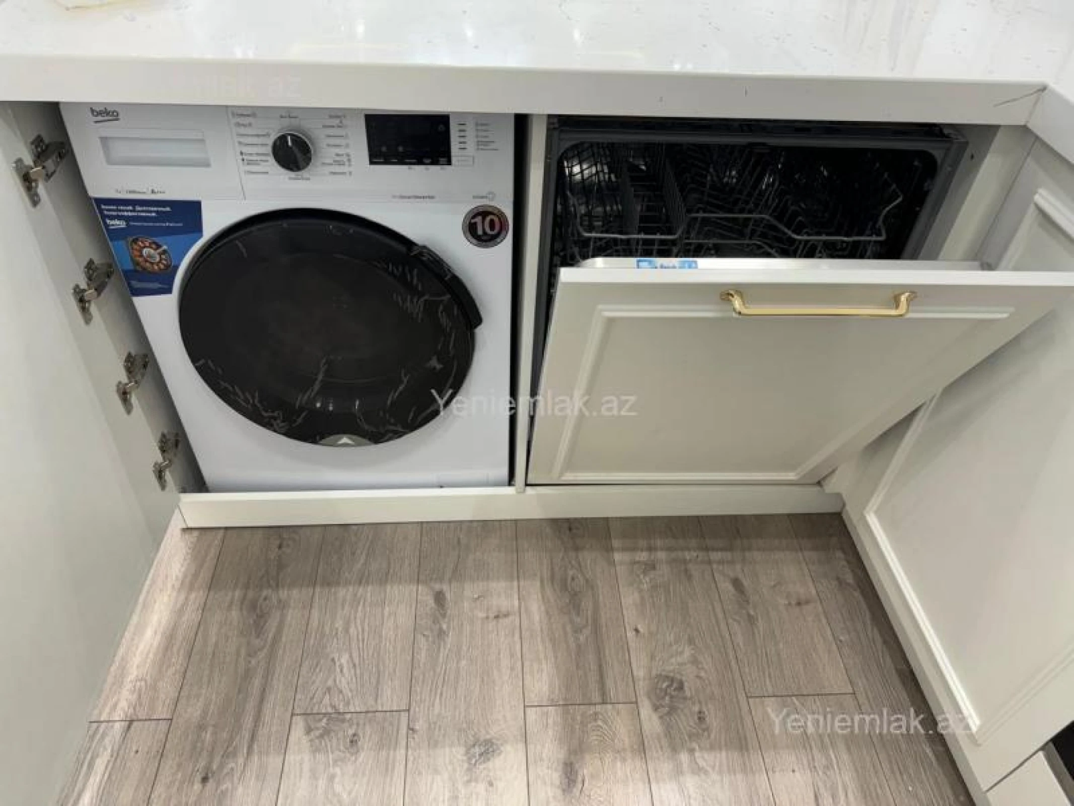 Satılır 3 otaqlı yeni tikili 93 m²