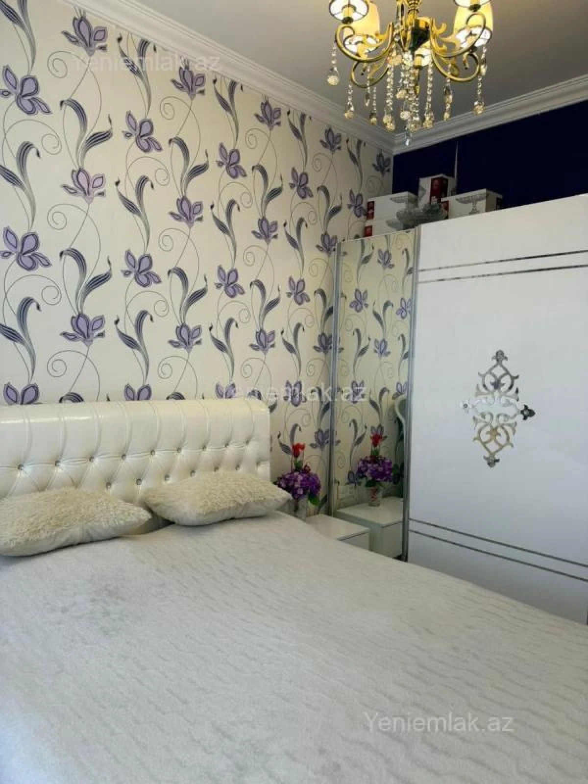 Satılır 2 otaqlı yeni tikili 60 m²