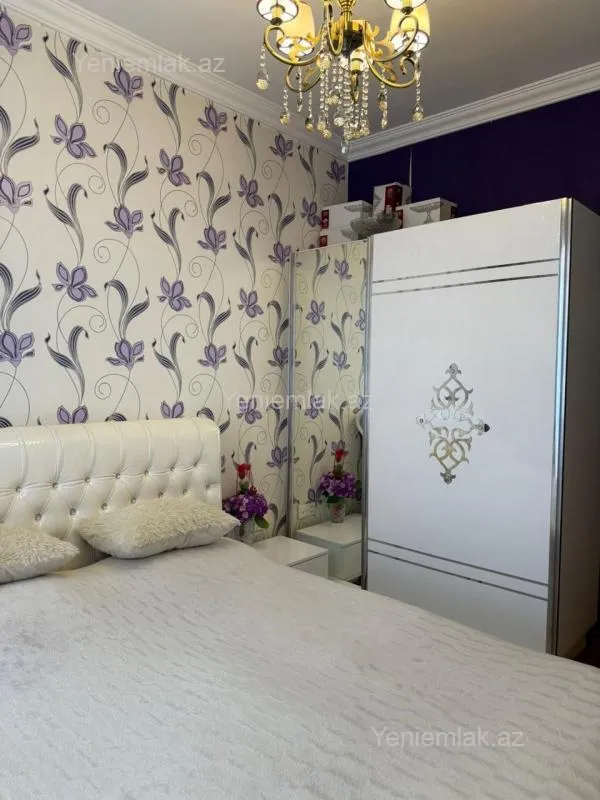 Satılır 2 otaqlı yeni tikili 60 m²