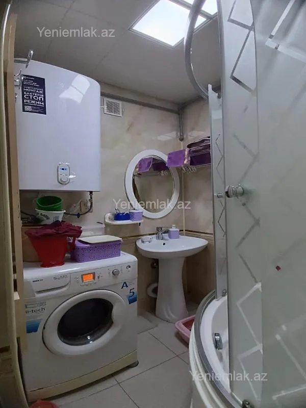 Satılır 2 otaqlı köhnə tikili 60 m²