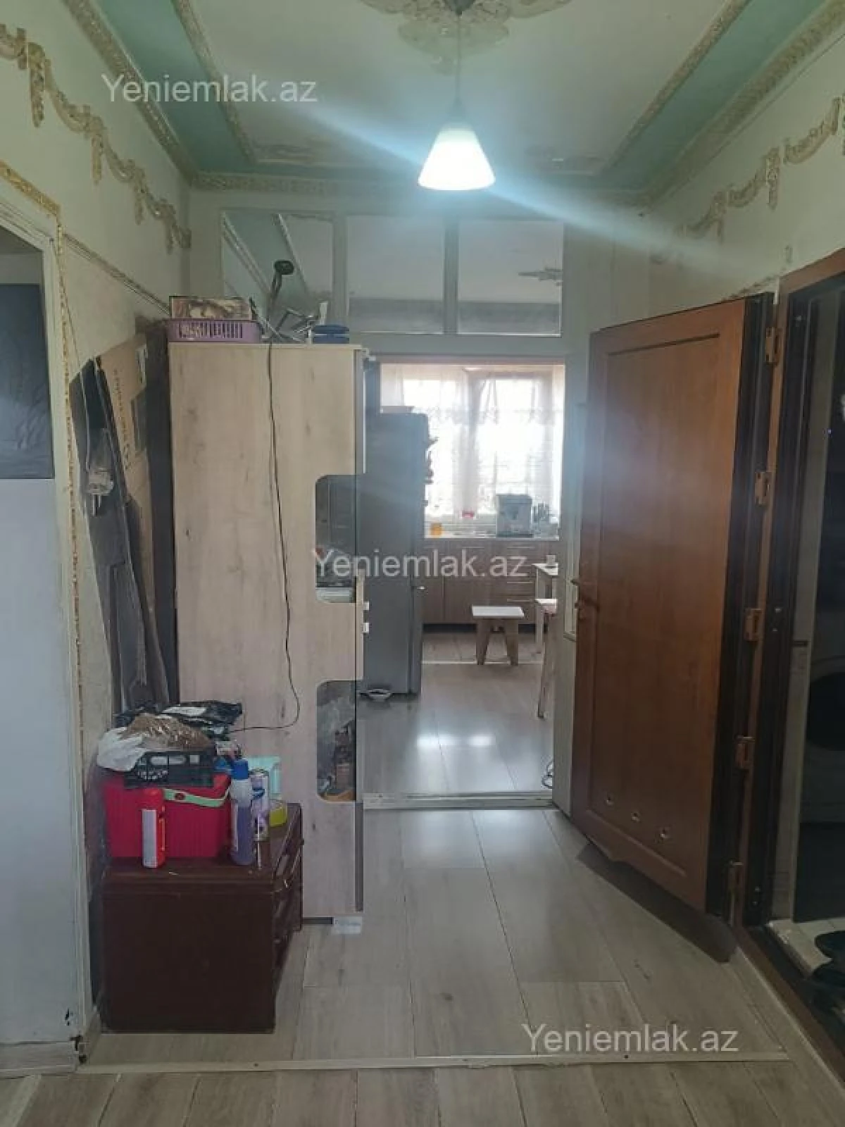 Satılır 2 otaqlı köhnə tikili 60 m²