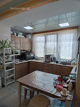 Satılır 2 otaqlı köhnə tikili 60 m²