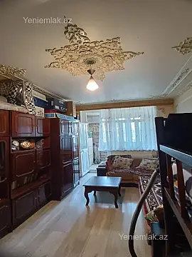 Satılır 2 otaqlı köhnə tikili 60 m²