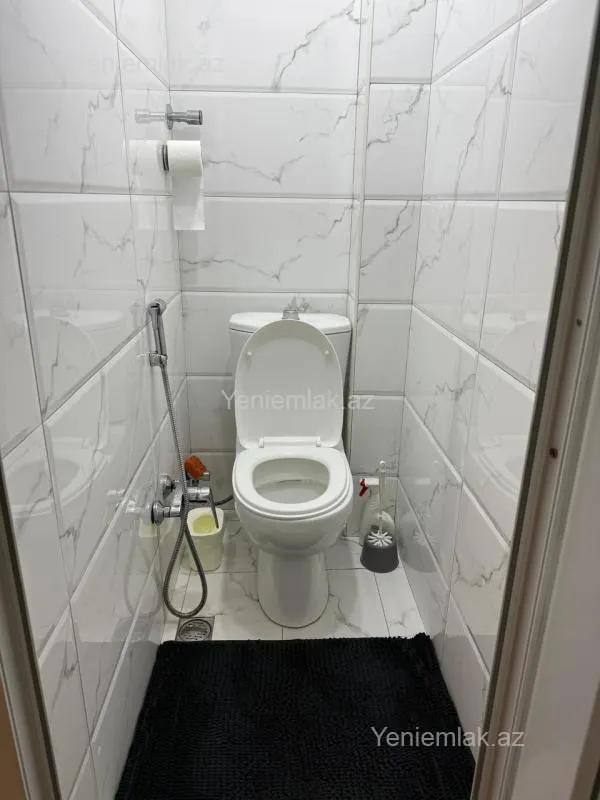 Satılır 3 otaqlı köhnə tikili 90 m²