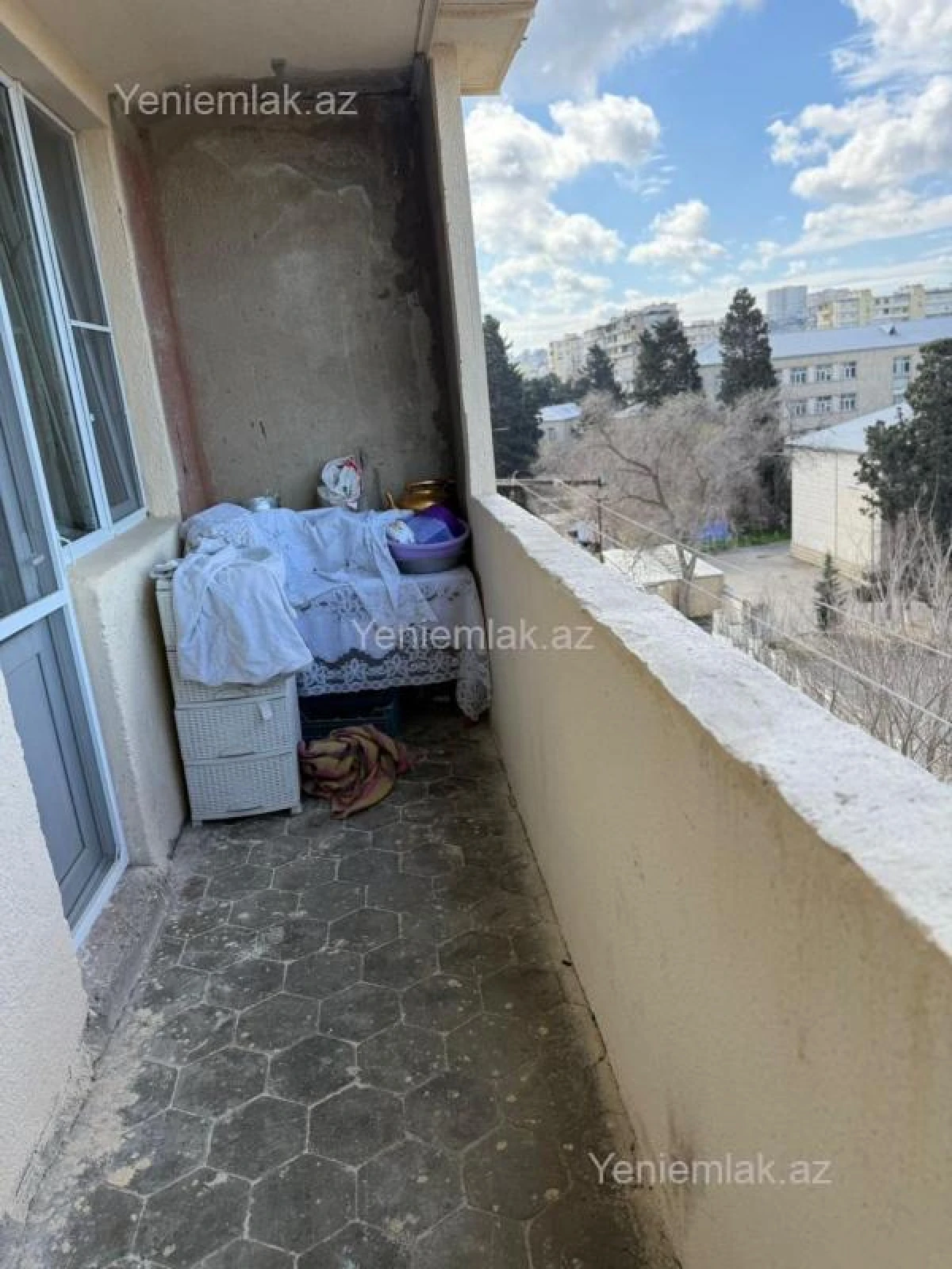 Satılır 5 otaqlı köhnə tikili 120 m²