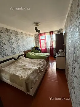Satılır 5 otaqlı köhnə tikili 120 m²