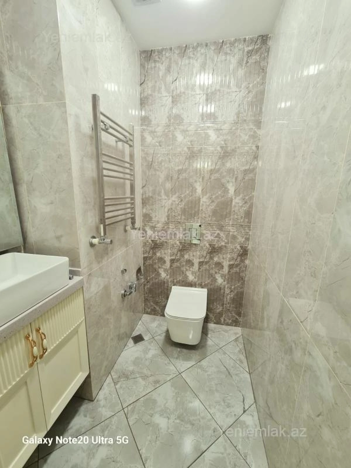 Satılır 4 otaqlı yeni tikili 186 m²