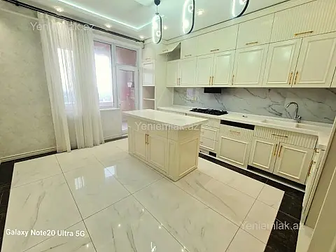 Satılır 4 otaqlı yeni tikili 186 m²