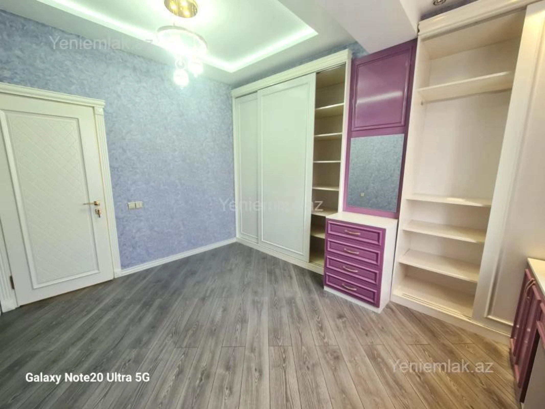 Satılır 4 otaqlı yeni tikili 186 m²