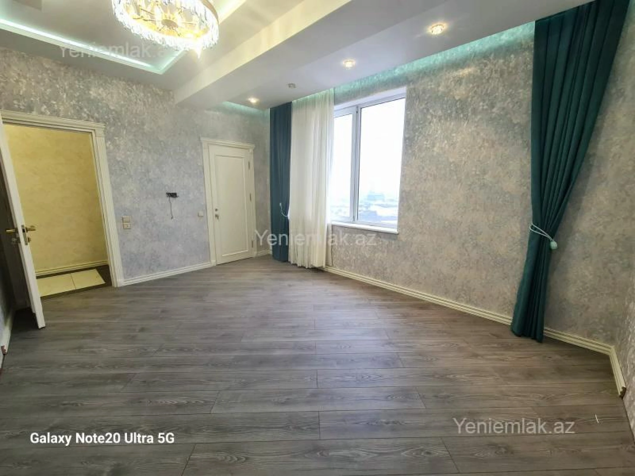 Satılır 4 otaqlı yeni tikili 186 m²