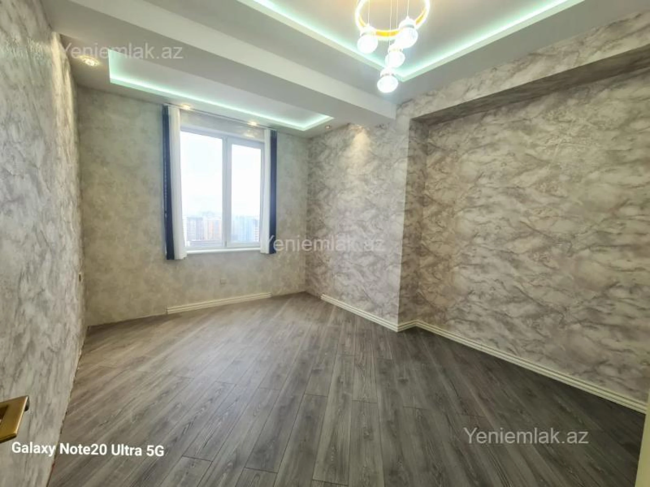 Satılır 4 otaqlı yeni tikili 186 m²