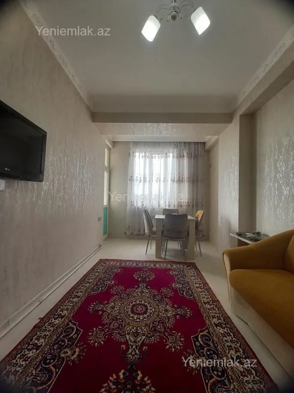 Satılır 2 otaqlı yeni tikili 60 m²
