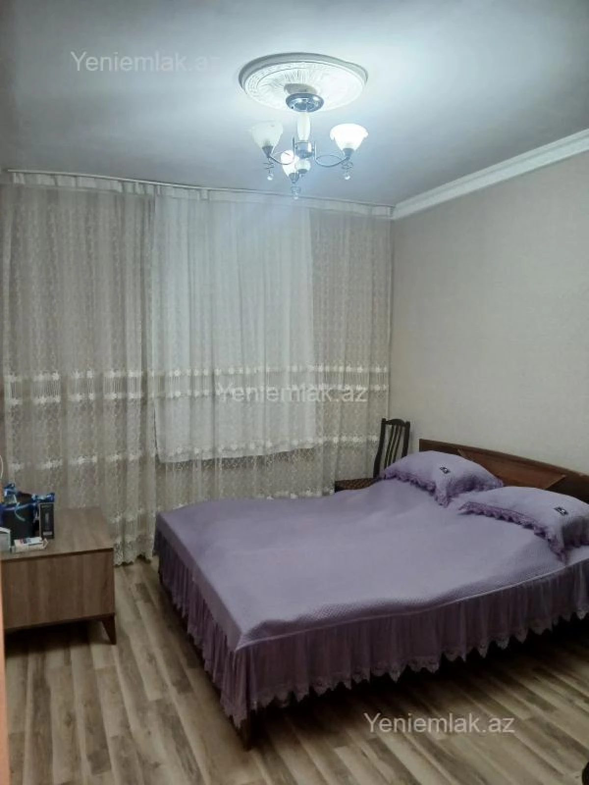 Satılır 4 otaqlı köhnə tikili 100 m²