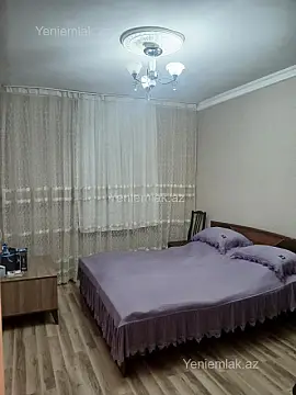 Satılır 4 otaqlı köhnə tikili 100 m²