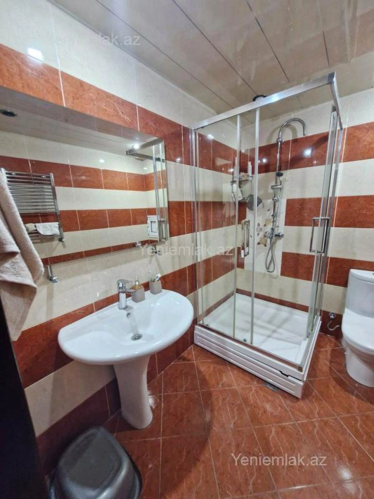 Satılır 2 otaqlı yeni tikili 92 m²