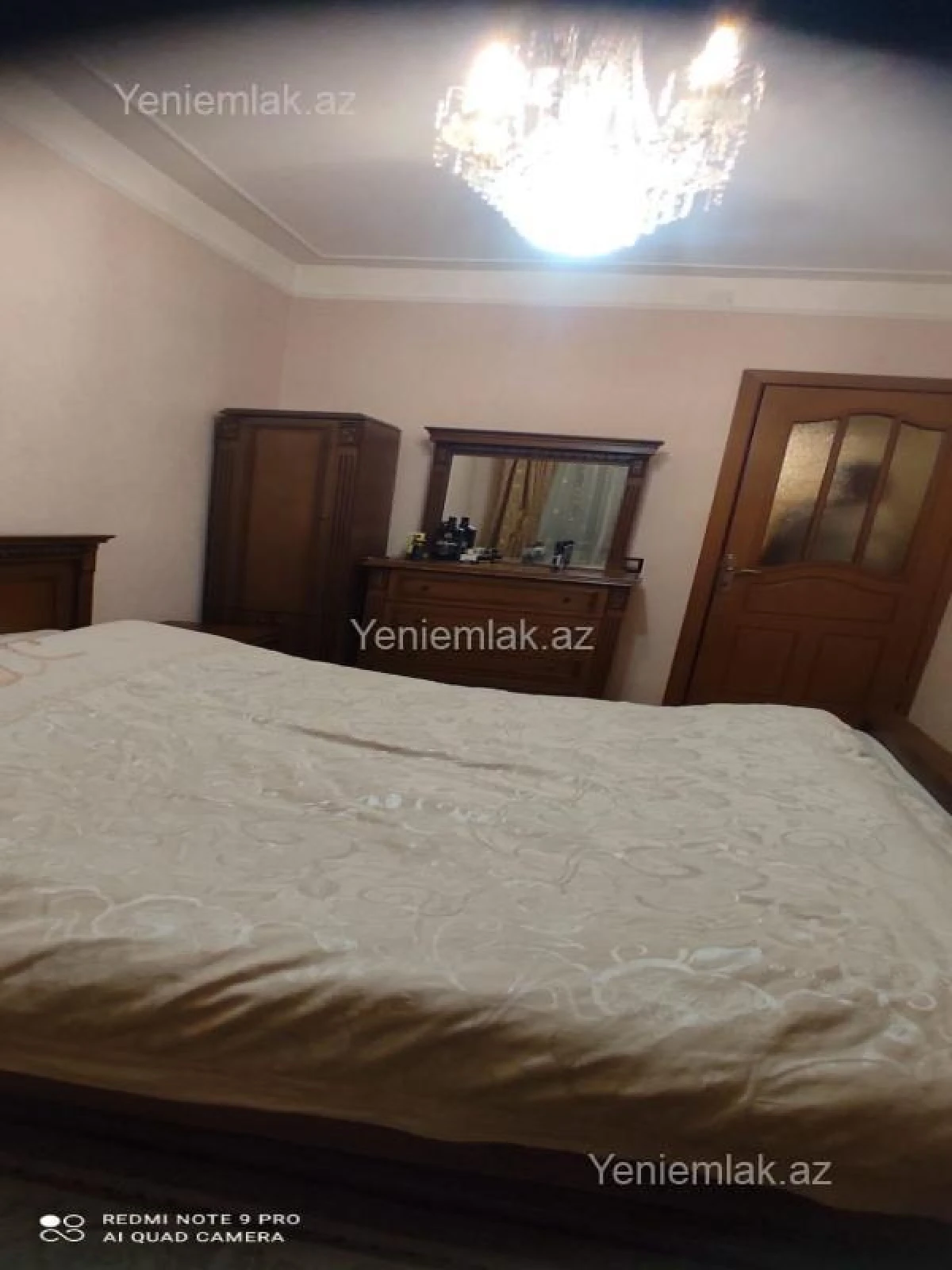 Satılır 3 otaqlı köhnə tikili 85 m²