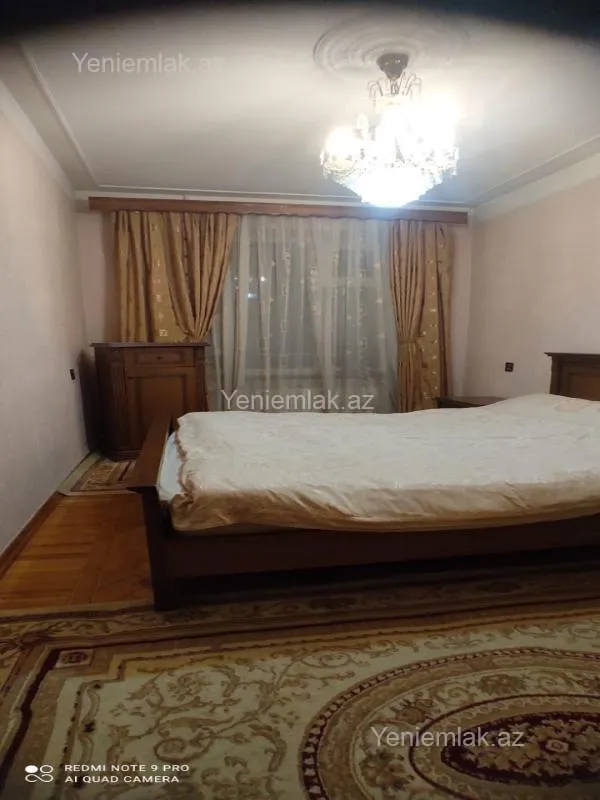Satılır 3 otaqlı köhnə tikili 85 m²